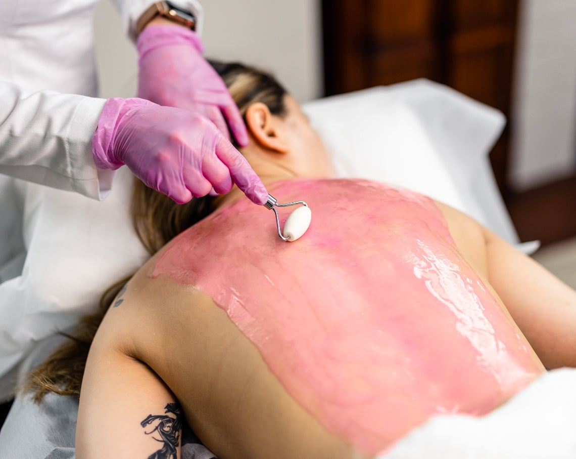 Back Facial (50 min of Service)