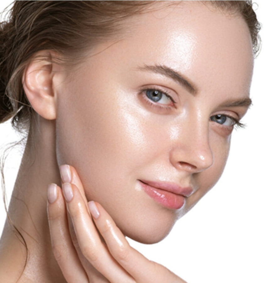 On The Glow Facial (30 min of Service)