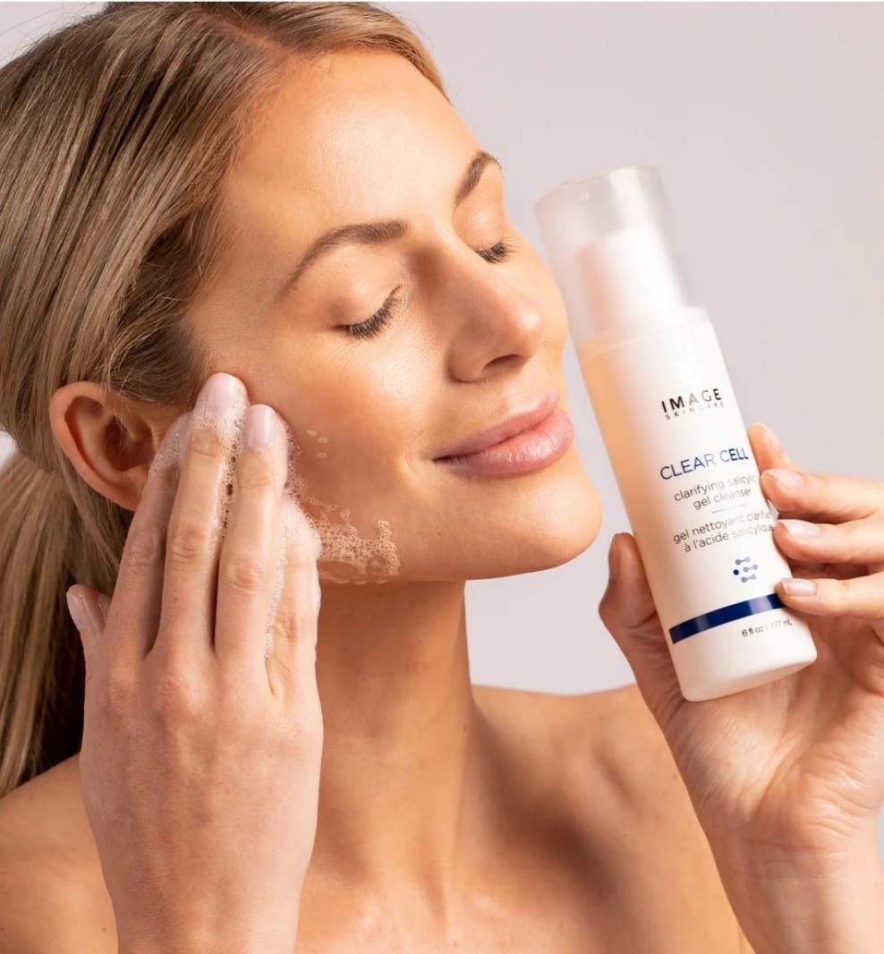 CLEAR CELL salicylic gel cleanser