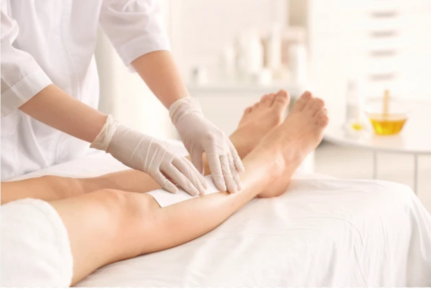 Half Leg Wax (30 min of Service)
